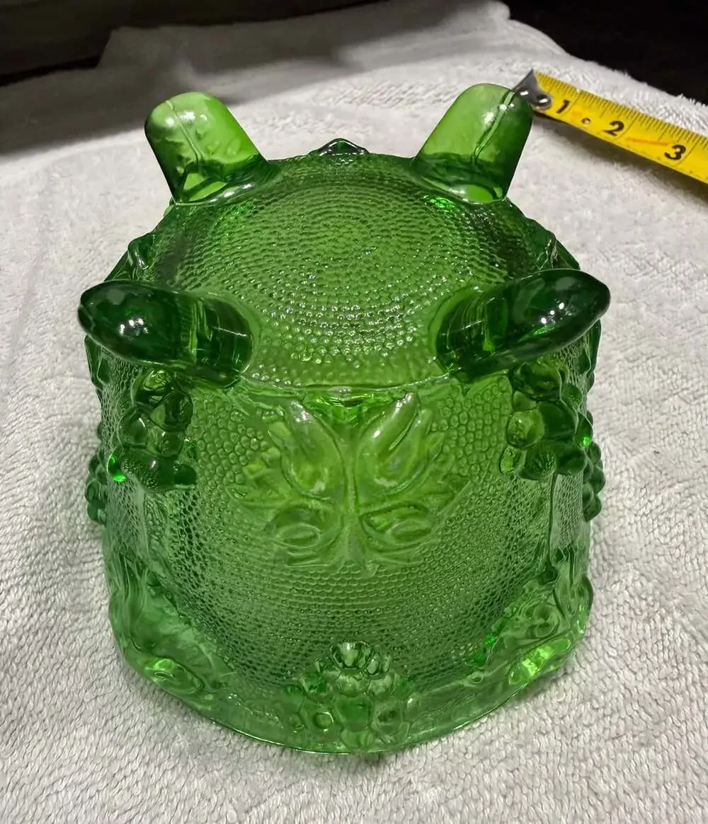 Jeannette Glass Harvest Grape Footed Candy Dish